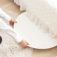 【隙間に収まるスリム設計】
折りたためば厚さわずか9cm、ベッドやソファの下などのちょっとした隙間にすっきりと収納できます。