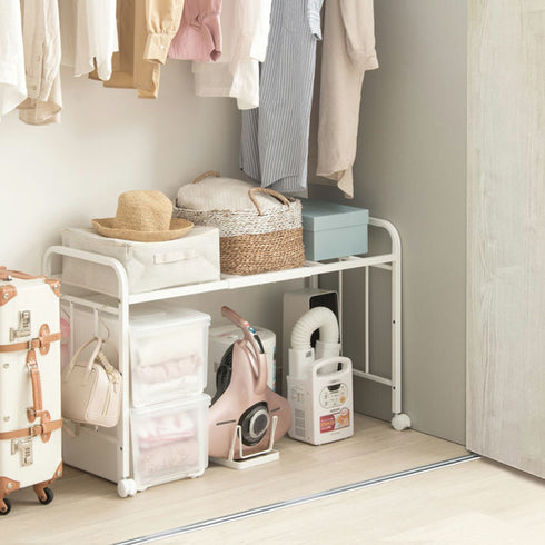 【押入れやクローゼットに革命を】
かさばる布団をまとめてクローゼットの空いたスペースに置けば、そこはもう新たな収納場所に生まれ変わります。