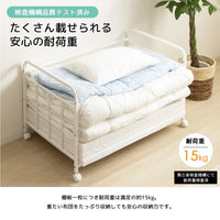 【たっぷり収納できる安心設計】棚板1枚につき耐荷重15kg、重い布団も安心して収納できる頑丈さです。