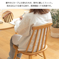 【日々の快適を追求】背中に優しくフィットする設計で、長時間座っても疲れにくく、作業に集中できます。