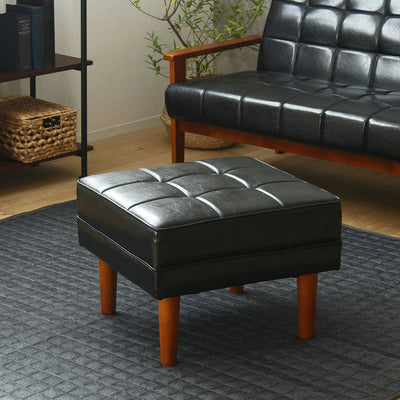 どこか懐かしいノスタルジックな香りのする、カフェスタイルのデザインソファ