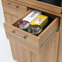 【食品ストックにも最適】深さのある引き出しは、お菓子や乾物などの食品ストックの収納にも便利です。