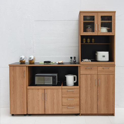 幅90cmタイプもあり、keittioシリーズはバリエーションが豊富なので、同じシリーズで揃えてまとまりのあるキッチンにしてはいかがでしょうか