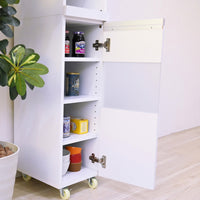 【高さ自在の可動棚】収納する物に合わせて棚の高さを13段階で調節可能。デッドスペースをなくし効率的な収納ができます。