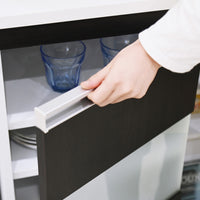 【スムーズな開閉】シンプルなハンドルデザインで、毎日快適に物の出し入れが行えます。