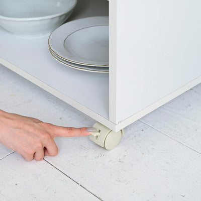 【ピタッと固定、ストッパー】
普段はストッパーでしっかりと固定できるので、小さなお子様がいるご家庭でも、安心してご使用いただけます。