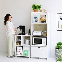 【シリーズで広がる快適空間】
別売りのレンジ台と組み合わせれば、作業スペースも収納もぐっと広がり、毎日の料理がもっと楽しく、もっとスムーズになります。