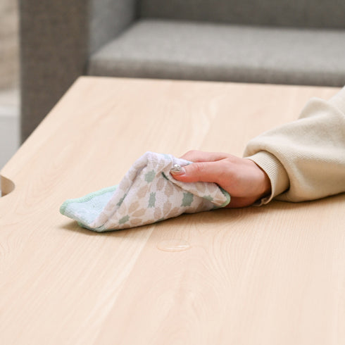 天板と前板にはPVCを使用しているので水や汚れに強い嬉しい仕様です。