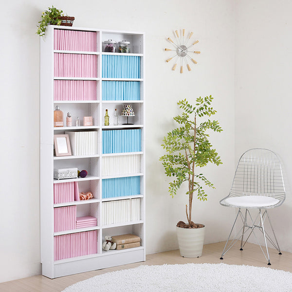 奥行き16.5cmと薄型なのに大容量収納が可能な、幅81cmタイプの薄型本棚です。