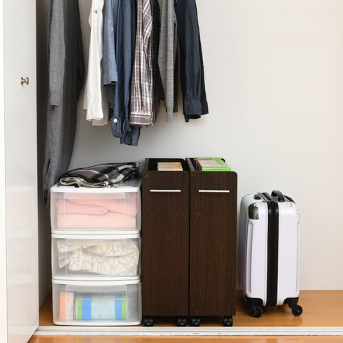 【クローゼットの奥も収納に】
諦めていたクローゼット内のデッドスペースも、このラックを使えば取り出しやすい収納空間に生まれ変わります。