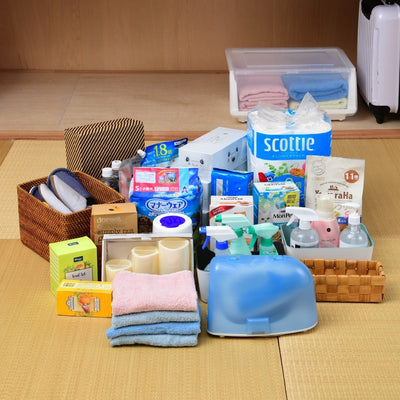 【驚きの収納力でスッキリ】
かさばる日用品のストックや季節家電も、このラック2つにまとめて収納すれば、お部屋が驚くほど片付きます。