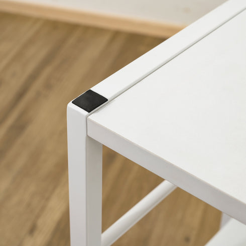 【天板を傷から守る保護シール】
デスクをコンパクトに畳む際に天板同士が擦れないよう、ラックの裏には傷つきを防ぐための保護シールが付いているので安心です。