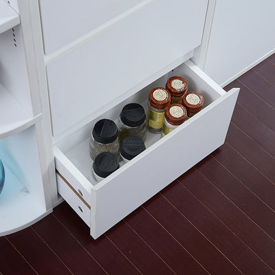 【スパイス類もまとめて収納】
キッチンのカウンター下で使えば、増えがちなスパイスの瓶なども深めの引き出しにまとめて収納でき、調理台を広々と使えます。