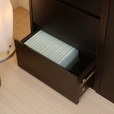 【文庫本もすっきり収まる】
散らかりがちな文庫本や漫画なども、サイズ違いの引き出しを使い分けることで、ホコリを避けながら綺麗に保管することが可能です。