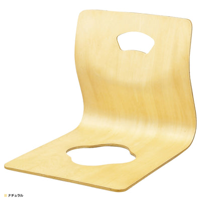 【やさしい風合いのナチュラル】
明るく柔らかな印象のナチュラルカラーは、どんなお部屋にも自然に馴染み、木の温もりを感じる安らぎの空間を演出してくれる。