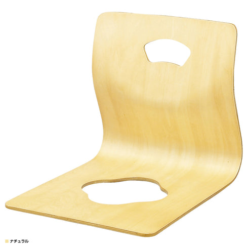 【やさしい風合いのナチュラル】
明るく柔らかな印象のナチュラルカラーは、どんなお部屋にも自然に馴染み、木の温もりを感じる安らぎの空間を演出してくれる。