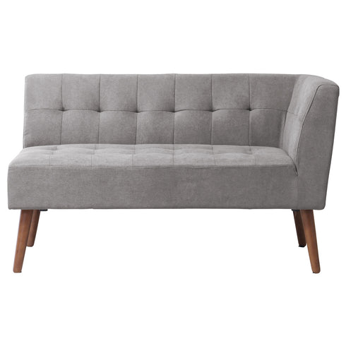 【空間を引き立てる、洗練グレー】
右肘タイプのソファは、お部屋のレイアウトの可能性を広げ、都会的で洗練されたグレーカラーが、インテリア全体をスマートに引き立てます。