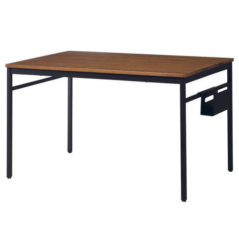 無骨なブラックスチールと天然木を掛け合わせたデザインで、素材の質感を活かすことでシンプルで落ち着いた印象に仕上げました。