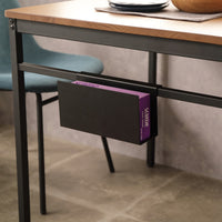 【隠す収納でテーブル上を美しく】サイドに設けられたティッシュホルダーは、生活感をスマートに隠せる優れもの。テーブルの上がいつでもすっきりと片付き、広々と使えます。