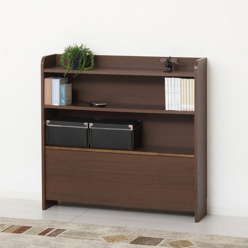 【見せる収納でおしゃれに】
本や小物、お気に入りの雑貨を飾れば、自分だけのディスプレイスペースが生まれ、お部屋のアクセントとしても活躍します。