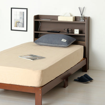 【リビングや書斎でも活躍】
ヘッドボードとしてだけでなく、リビングの収納ラックや書斎のデスク上ラックなど、アイデア次第で様々な場所でご活用ください。