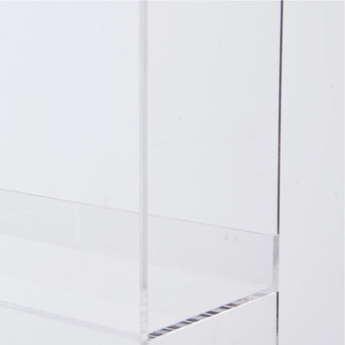 【こだわりが光る美しいディテール】
厚みのあるアクリル板の美しい断面と、丁寧なつくりが高級感を演出し、収納物をより一層魅力的に引き立ててくれます。