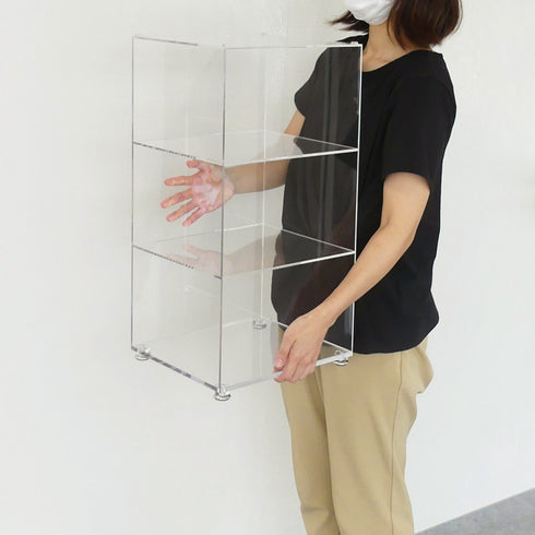 軽量設計なので女性でもラクに持ち運びができ、模様替えや掃除の際もストレスなく移動できます。