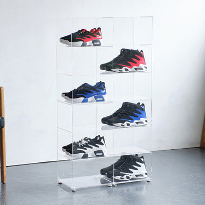お気に入りの靴を、ショップのディスプレイのように美しく収納でき、圧迫感のないクリアなデザインが、洗練された空間を演出します。