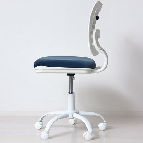 ガス圧昇降機能を搭載し、座り心地と作業環境に合わせて調整できます。