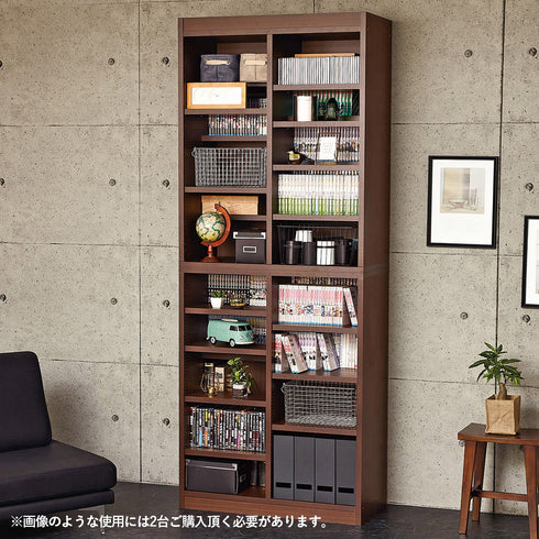 天板に連結用の穴があり、2台を上下で連結して高さ2300mmの大型棚としてご使用も可能です。