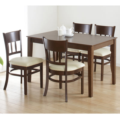 【家族が集まる、洗練された空間】
シックなニューブラウンで揃えれば、統一感のある洗練されたダイニングが完成し、家族や友人との大切なひとときをより豊かなものへと導きます。