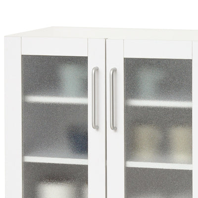 大きめの取っ手は握りやすく、引き出しの開閉もスムーズで、日々の使いやすさにもこだわっています。