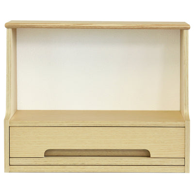 【凛とした佇まいが美しい】
直線と曲線が織りなすシンプルで洗練されたフォルムは、大切な人を想う気持ちに静かに寄り添い、パーソナルな祈りの空間を演出します。