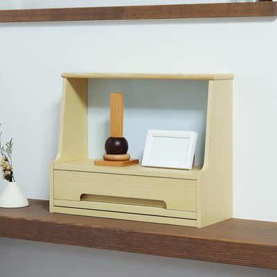 【故人との対話を、この場所で】
お位牌や思い出の写真を飾り、手を合わせる、そんな穏やかでパーソナルな祈りの時間を、現代のライフスタイルに合わせた形で実現します。