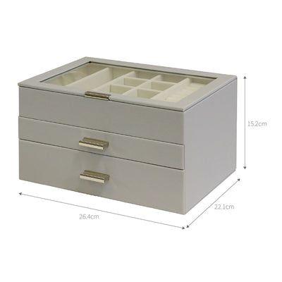 【置く場所を選ばないサイズ感】
ドレッサーやデスクの上にもすっきりと収まるコンパクト設計ながら、見た目以上の収納力を備えているのも嬉しいポイントです。