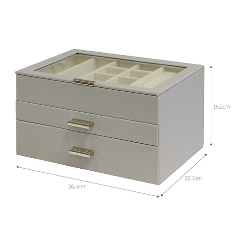 【置く場所を選ばないサイズ感】
ドレッサーやデスクの上にもすっきりと収まるコンパクト設計ながら、見た目以上の収納力を備えているのも嬉しいポイントです。