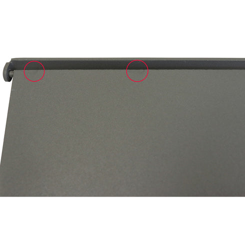 【丈夫で美しい、粉体塗装仕上げ】
均一で滑らかな塗膜が美しい粉体塗装は、見た目の良さだけでなく、傷やサビから本体をしっかりと守り、長く清潔にお使いいただけます。