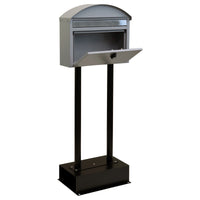 【鍵いらずで、さっと取り出し】
ひねりロック式なので、普段は鍵を使わずにレバーを回すだけで中の郵便物をさっと取り出せ、長期不在時だけ施錠する、といった使い分けも可能です。