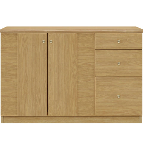 和室と洋室、どちらとも相性が良い、モダンなデザインの日本製サイドボード、使用しやすい幅120cmタイプです。