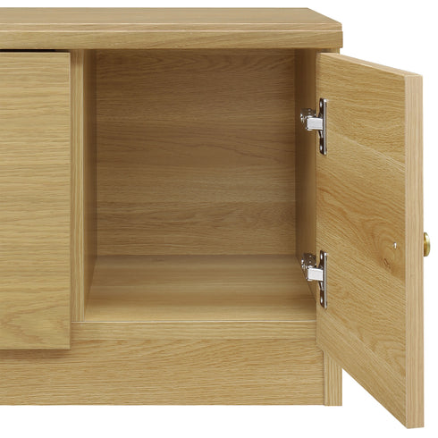 カメリアシリーズは仏壇をベースに設計・デザインされているため、片開きの収納スペースには7寸骨壺の収納が可能なサイズとなっています。