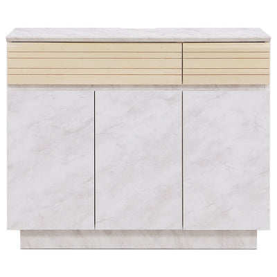 前板には、明るい印象を与えるバーチ無垢材を使用した格子デザインが北欧インテリアのような印象と高級感を合わせ持ちます。