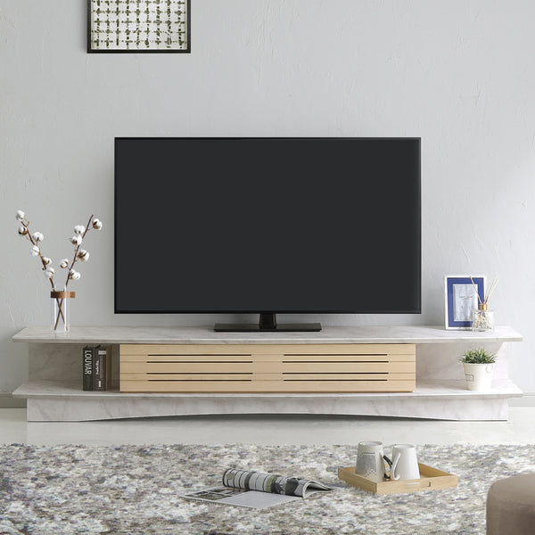 流行のマーブル柄がグレージュカラーのモダンなインテリアになじむローボードです。