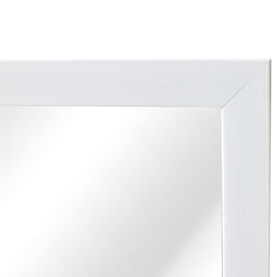 フレームのカラーは、清潔感あふれるホワイトと、落ち着いた雰囲気のブラウンの2色をご用意しました。