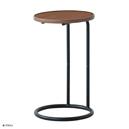 【空間を引き締めるアクセント】
マットな質感のスチールフレームと美しい木目が調和したデザインは、お部屋のアクセントとなり、ワンランク上の空間を演出します。