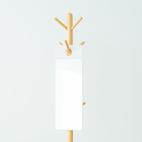 厚さはたったの13mmなので、玄関・廊下・リビング・クローゼットの中など設置場所を選ばず、自由自在な使い方をしていただけます。