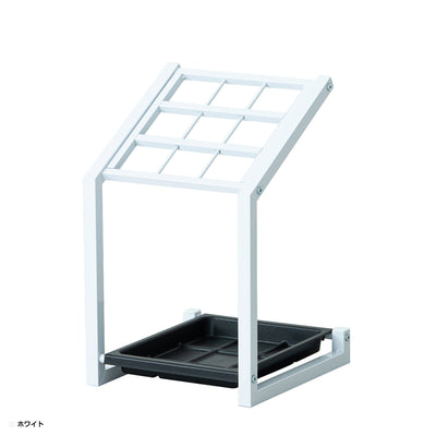 【清潔感あふれる白】
どんな玄関にも自然と馴染み、明るくクリーンな印象を与えるホワイトカラーで、お家の顔を爽やかに彩ります。