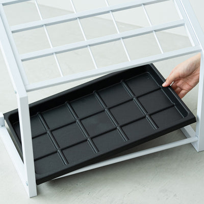 【いつでも清潔、丸洗いOK】
溜まった水や汚れは、受け皿をさっと引き出して丸洗いできるので、お手入れも簡単です。