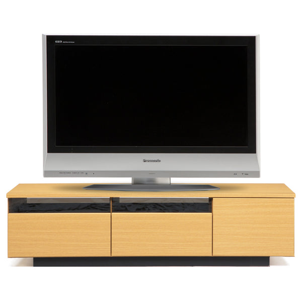 収納力と使い勝手を兼ね備えたテレビボードが登場しました!