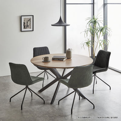 【チェアで魅せる自分らしさ】
どんな色のチェアとも相性が良いシンプルな円卓だからこそ、自由な組み合わせであなただけのダイニングが作れます。