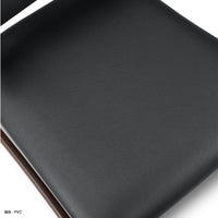 【お手入れ簡単な高級感PVC】レザー調の質感が魅力的なPVC素材は、汚れに強く、日常使いに最適です。